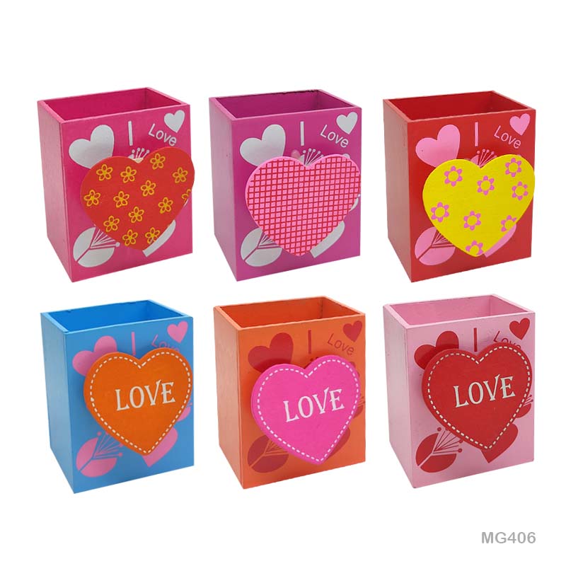 Gift To Love | Wooden Pen Stand With Heart Clip | Code : MG406