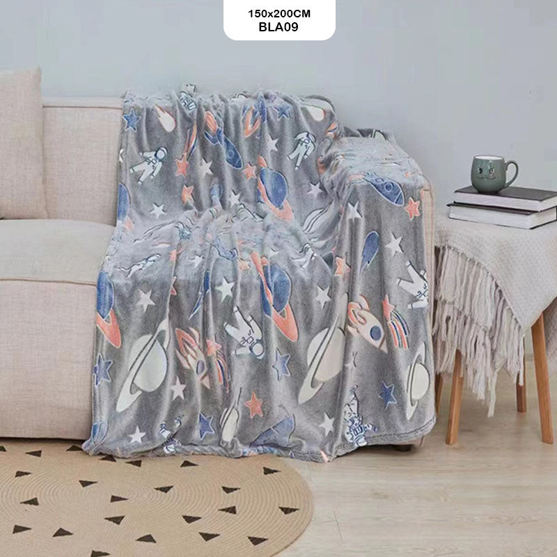 Gift To Love | Super Soft Night Glow In The Dark Blanket | Size : 150 Cm X 200 Cm | Code : BLA09