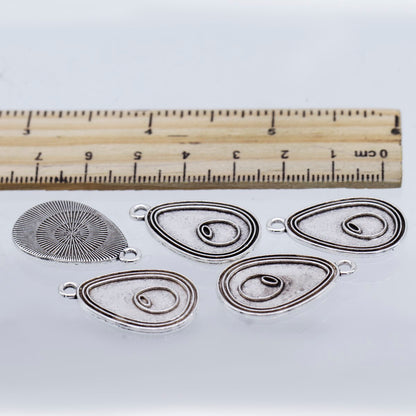 गिफ्ट टू लव | मेटल क्राफ्ट फिटिंग बेल | नग : 5 नग | कोड : MC-4220