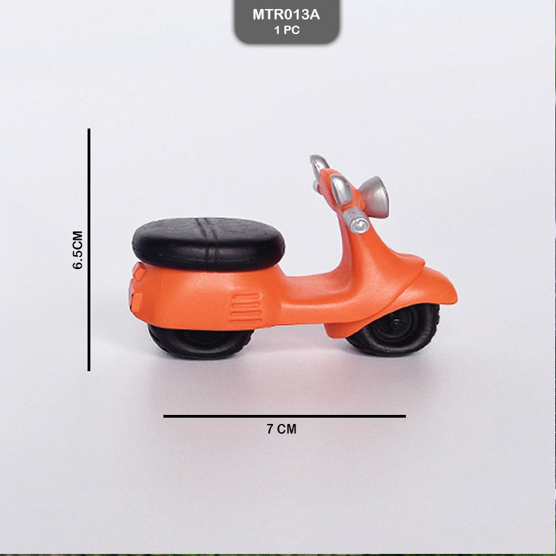 Gift To Love | Miniature Model Scooter | Color : Orange | Code : MTR013A