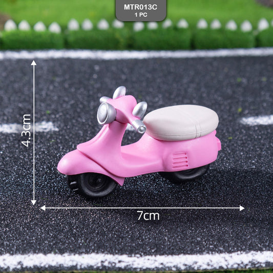 Gift To Love | Miniature Model Scooter | Color : Pink | Code : MTR013C