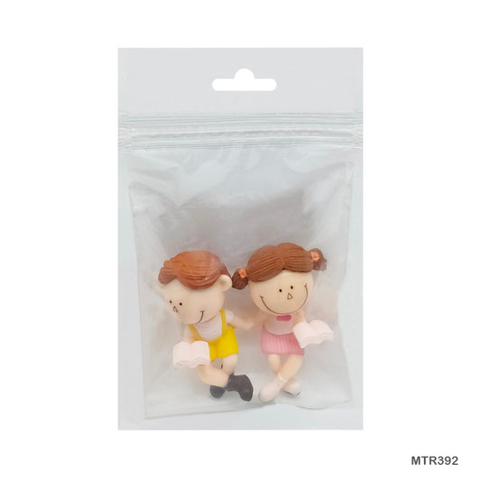 Gift To Love | Miniature Model Couple | Pcs : 1 Set | Code : MTRC392