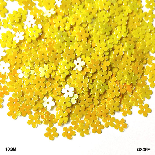 Gift To Love | Flower Sequins | Color : Yellow | Size : 7 Mm | Pcs : 10 Gm | Code : QS05E
