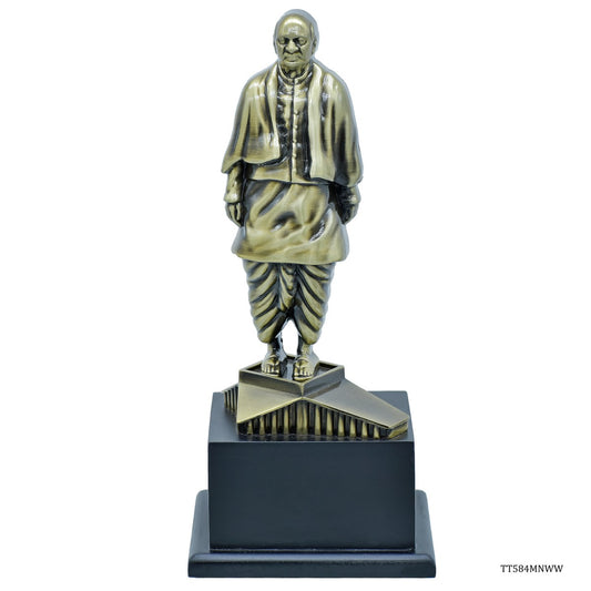 Gift To Love | Sardar Patel With Wooden Stand | Color : Maroon | Size : 7 Inch | Code : TT584MNWW